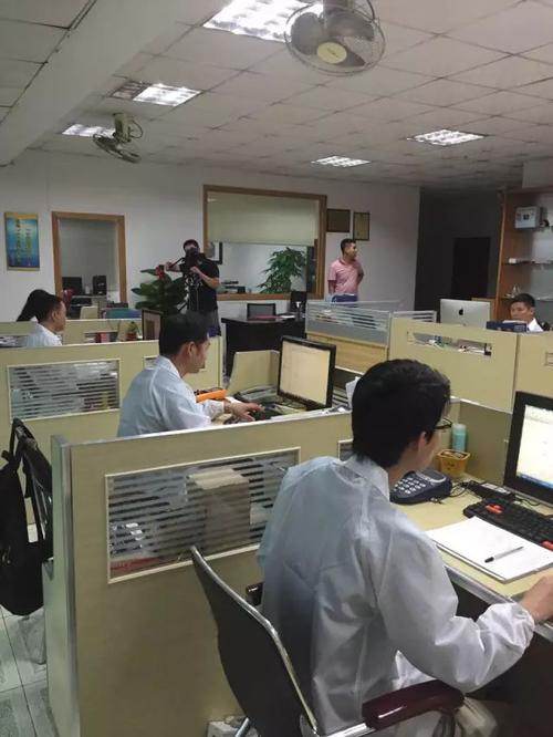 cctv-9记录频道《华商荟》走进云章工厂产品功能研发设计和生产装配线